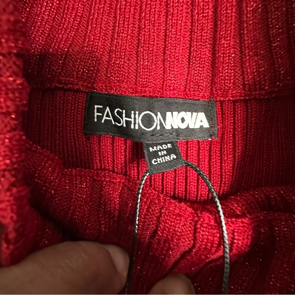 Fashion Nova Red Just A Glimmer Cut Out Sweater Size 2X NWT - Picture 8 of 9